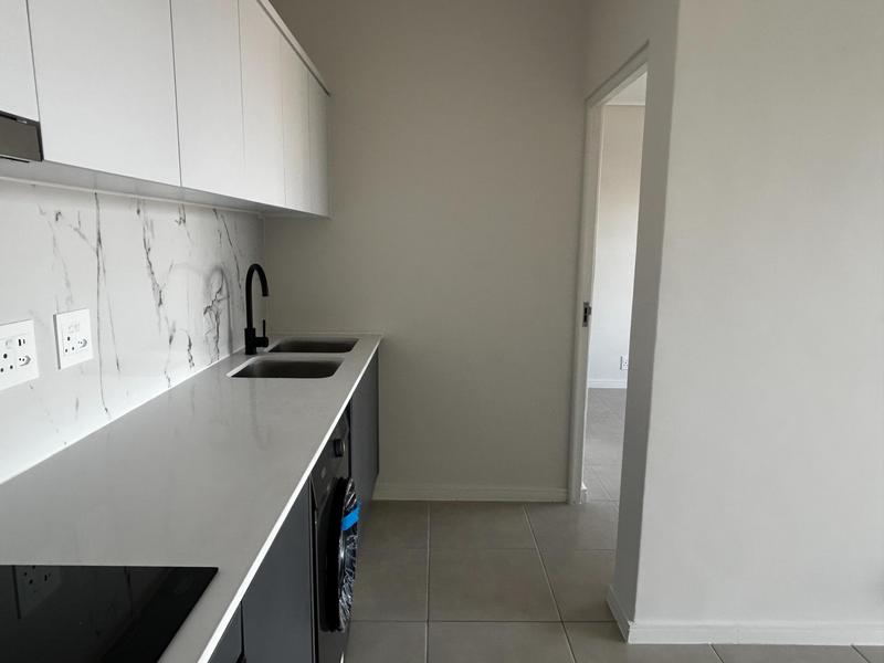 To Let 1 Bedroom Property for Rent in The Huntsman Western Cape
